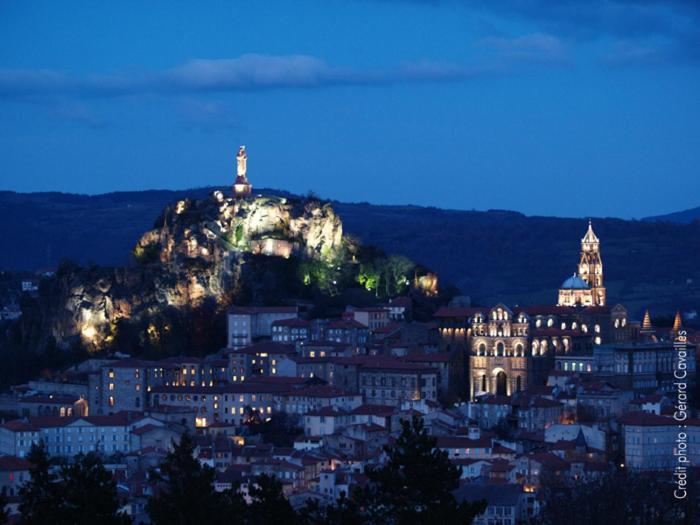 Logis Du Cagaire Lägenhet Le Puy-en-Velay Exteriör bild