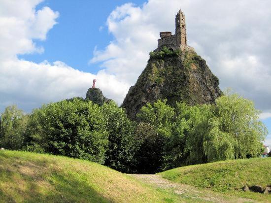 Logis Du Cagaire Lägenhet Le Puy-en-Velay Exteriör bild