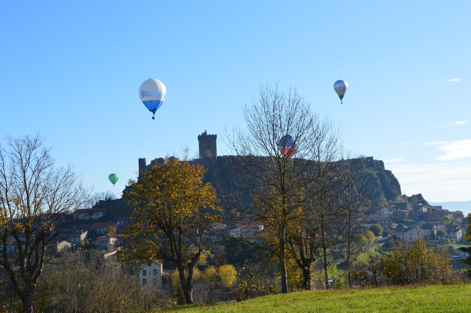Logis Du Cagaire Lägenhet Le Puy-en-Velay Exteriör bild