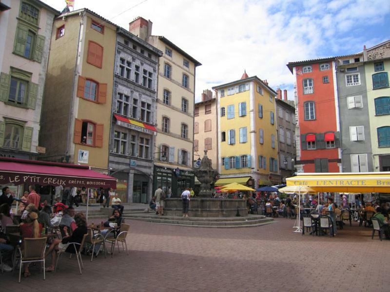 Logis Du Cagaire Lägenhet Le Puy-en-Velay Exteriör bild